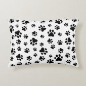 前足、犬の前足、白黒のパターン アクセントクッション (正面)