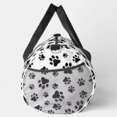 前足、犬の前足、白黒のパターン ダッフルバッグ (右)