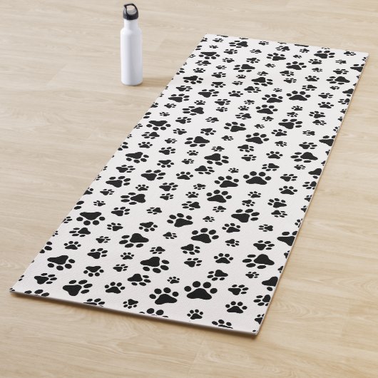 前足、犬の前足、白黒のパターン ヨガマット (インサイチュ)