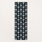 前足、犬の前足、青い前足、白いハートのパターン ヨガマット (裏面)