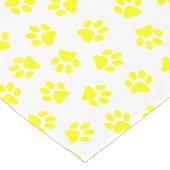 前足、犬の前足、黄色の前足のパターン ショートテーブルランナー (コーナー)