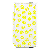 前足、犬の前足、黄色の前足のパターン INCIPIO iPhoneウォレットケース (フォリオ 正面)