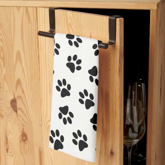 前足、犬の前足、黒い前足のパターン キッチンタオル (三つ折り)