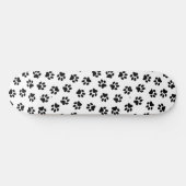 前足、犬の前足、黒い前足のパターン スケートボード (横)