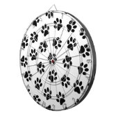 前足、犬の前足、黒い前足のパターン ダーツボード (正面右)
