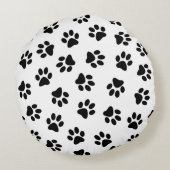 前足、犬の前足、黒い前足のパターン ラウンドクッション (裏面)