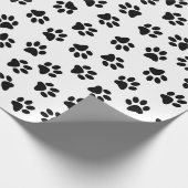 前足、犬の前足、黒い前足のパターン ラッピングペーパー (角)