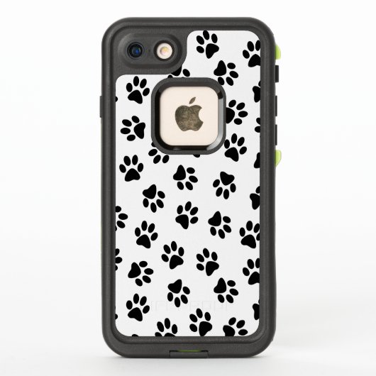 前足、犬の前足、黒い前足のパターン LifeProof iPhoneケース (裏面)