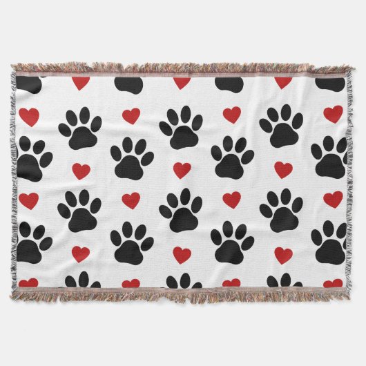 前足、犬の前足、黒い前足、赤いハート スローブランケット (正面)