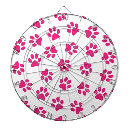前足、犬の足、ピンクの前足のパターン ダーツボード (正面)