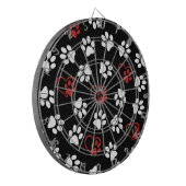 前足、白足、赤足、ハート ダーツボード (正面左)