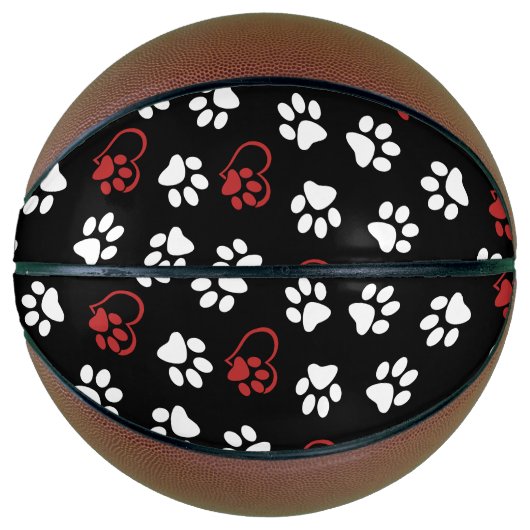 前足、白足、赤足、ハート バスケットボール (正面)