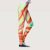 前面が赤に変わる レギンス (右)