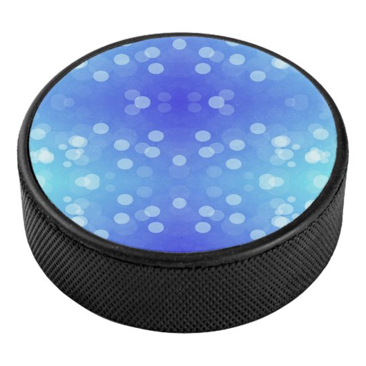 前面にデザインのある丸い青いBluetoothスピーカー アイスホッケーパック (3/4)