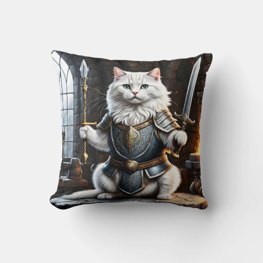 剣と槍を振り回す鎧をまとった猫 クッション (正面)