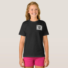 剣と盾のエペ。6:11 Tシャツ