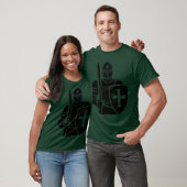 剣と盾を持つ十字軍騎士のシルエット f tシャツ (ユニセックス)