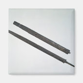 剣と鞘、スイスのラテンから マグネット (正面)