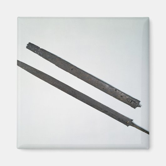 剣と鞘、スイスのラテンから マグネット (正面)