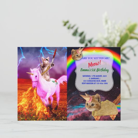 剣を持った猫が一角獣に乗っ実在ている 招待状 (スタンド正面)