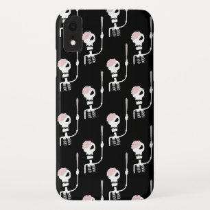 剣を持つハロウィーンのスケルトン iPhone XRケース