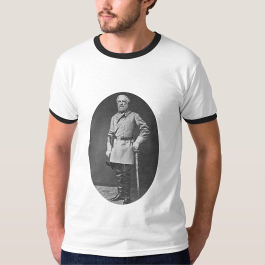 剣を持つリー概要 Tシャツ (正面)