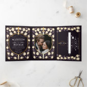 剣&シールド中世ファンタジーモノグラム結婚ズ 三つ折り招待状 (内部)