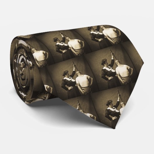 剣Swallowerおよび妻のヴィンテージの余興の変種 ネクタイ (ロール)