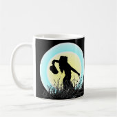 割り当てられて女性のカーボーイマグかコップがあります マグカップ (左)