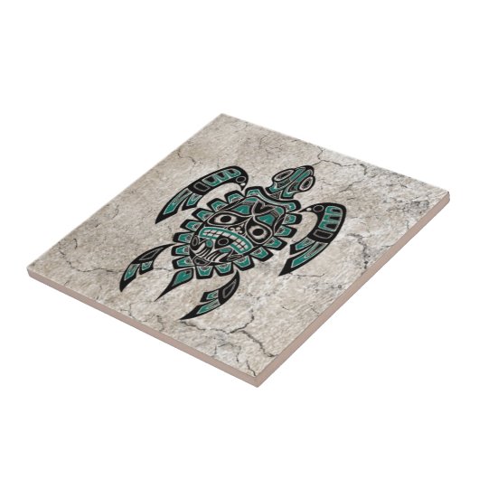 割れたティール（緑がかった色）の青いHaidaの精神のウミガメ タイル (側面)