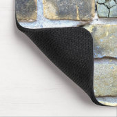 割れて崩れグランジた煉瓦壁 マウスパッド (コーナー)