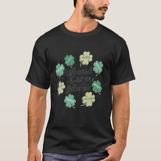 創傷気にナースGroovy Paddys医療クローバーパット Tシャツ (正面)