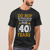 創立40周年の会社財産 Tシャツ (正面)