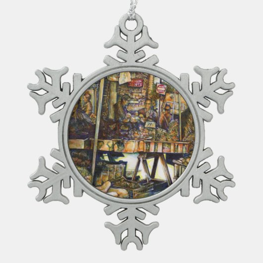 創造性が輝く スノーフレークピューターオーナメント (正面)