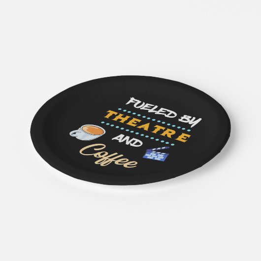 劇場用コーヒーで煽られる俳優 ペーパープレート (アングル)