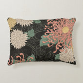 劇的なヴィンテージ日本の菊フローラ アクセントクッション (正面)