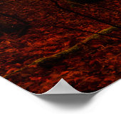 劇的な赤い霧の冬の雪のない森 ポスター (角)