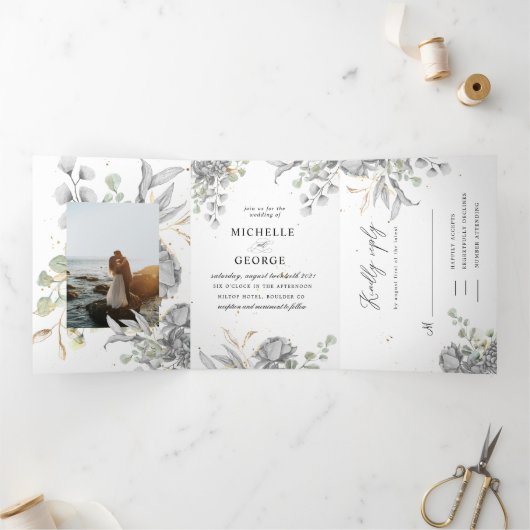 劇的な銀フローラ3倍結婚式招待状 三つ折り招待状 (内部)