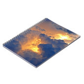 劇的な雲の形成 ノートブック (左側)