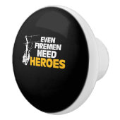 力の架線工夫のギフトのおもしろいな消防士の必要性の英雄 セラミックノブ (右)