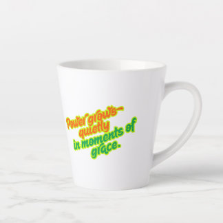 力は優雅な瞬間に静かに成長ラテマグカップ カフェラテマグ