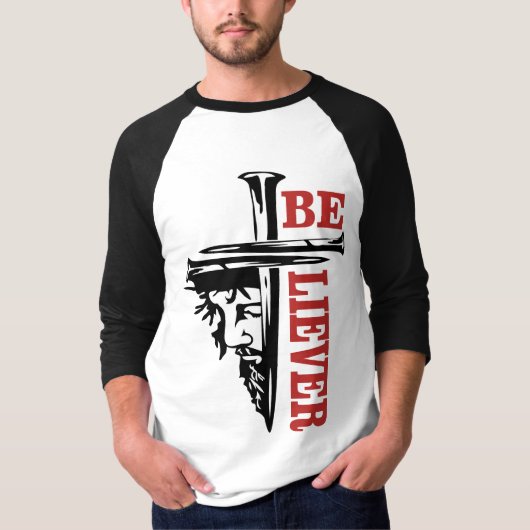 力強いキリスト教デザイン ジーザス・クロス・ネイル Tシャツ (正面)
