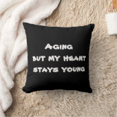 加齢だがハートは若い。 クッション (ブランケット)