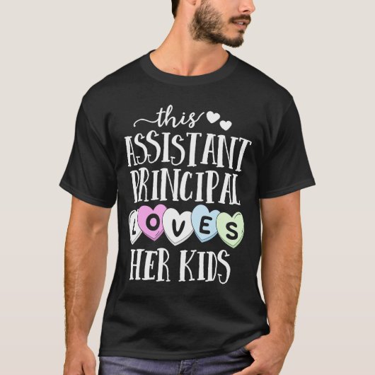 助手の校長は彼女の子供の学校のバレンティンを愛している Tシャツ (正面)