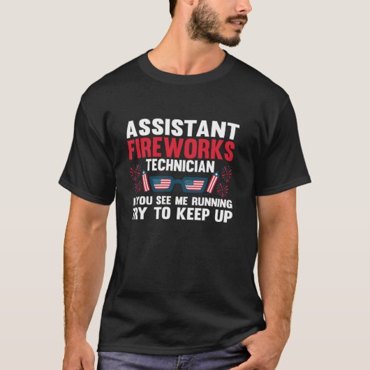 助手花火の技もし術者が私に火を見る Tシャツ (正面)