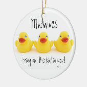 助産婦および黄色いゴム製アヒル セラミックオーナメント (左)