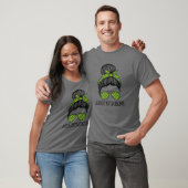 助監督Women messy Bun St Patrick's Da Tシャツ (ユニセックス)