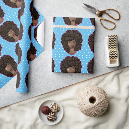 励ましの黒人女性，白い星模様，青 ラッピングペーパー (クラフト)