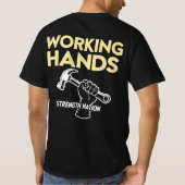 労働力強化国 | 労働日の献上品 Tシャツ (裏面)