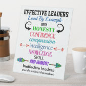 効果的なリーダー – ユーモア 台座サイン (インサイチュ)